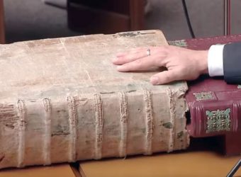 2019.05.20 - A 450-Year-Old Bible is Used During the Inauguration of the President of Ukraine
